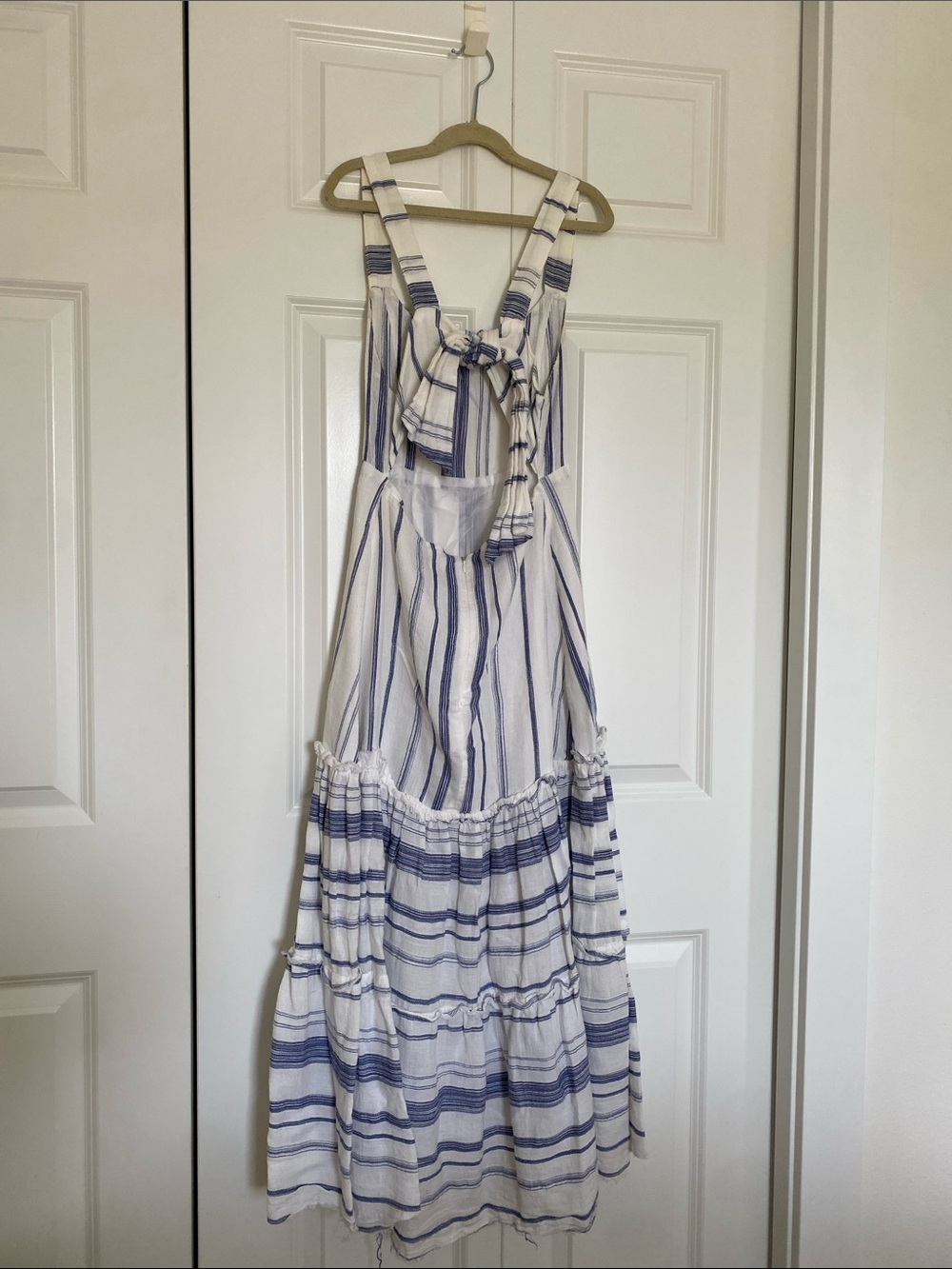 storets White Maxi Dress with Blue Stripes and Tie Back